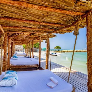 Marazao Hotel Playa de Punta Arena