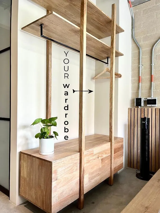 Beminimal Hotel 메딜린 4*,
