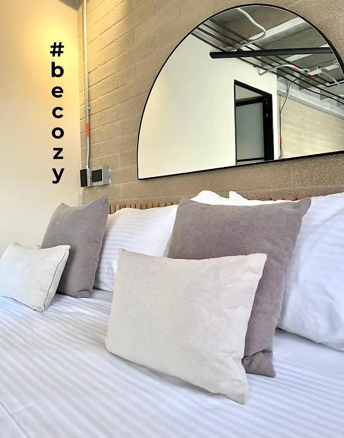 Beminimal Hotel 메딜린